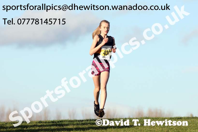 Girls under-15s Start fitness NEHL, South Shields. Photo: David T. Hewitson/Sports for All Pics